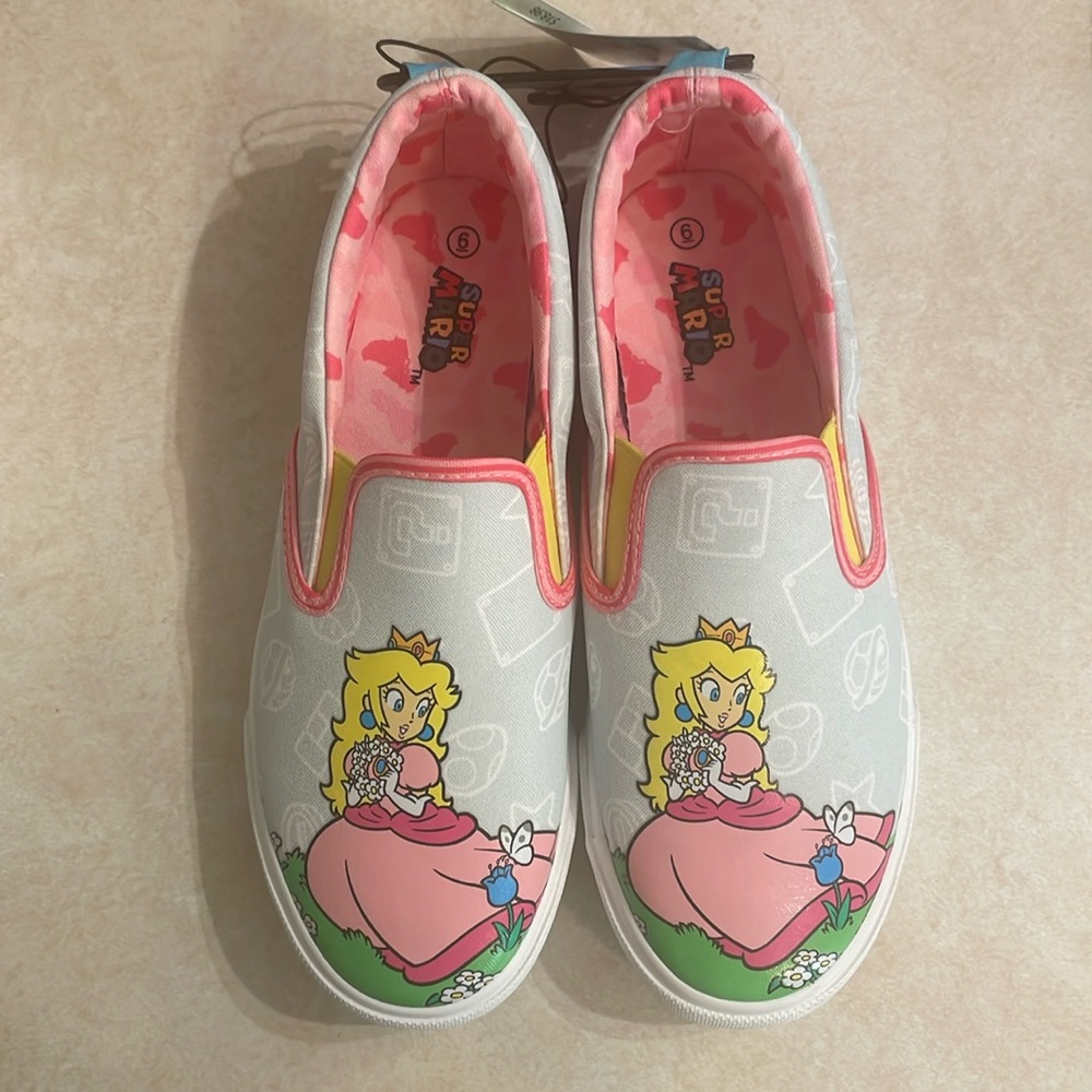 Nintendo Super Mario Princess Peach Shoes